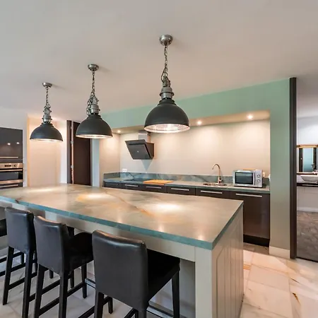 Apartment Roy Boston Marbella