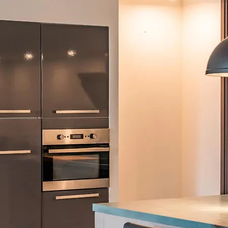 Roy Boston Apartment Marbella