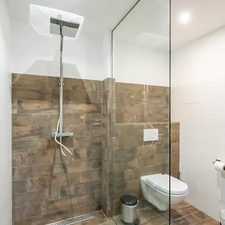 Roy Boston Апартаменти Марбелья