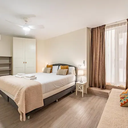 Апартаменти Roy Boston *