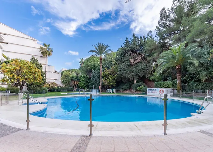 Roy Boston Апартаменти